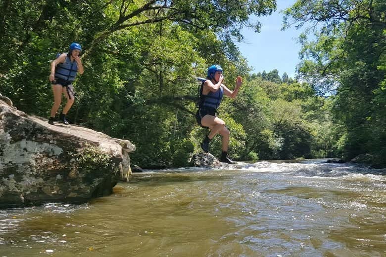 Emoção na Miniexpedição de Rafting em Três Coroas!