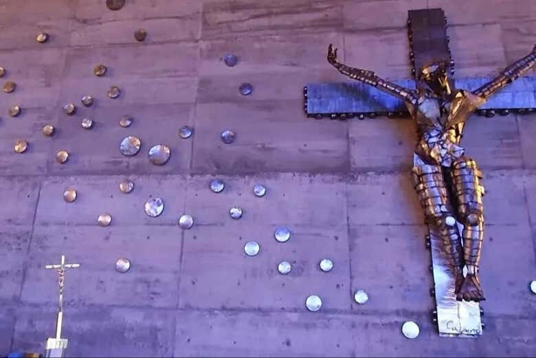 Excursão aos Santuários do Divino Pai Eterno em Trindade