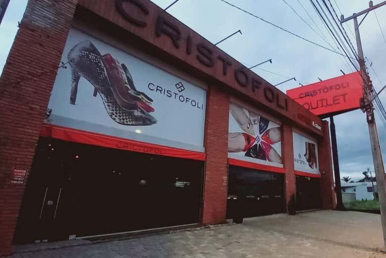 Tour de Compras por Novo Hamburgo e Igrejinha: A Capital do Calçado Espera por Você!