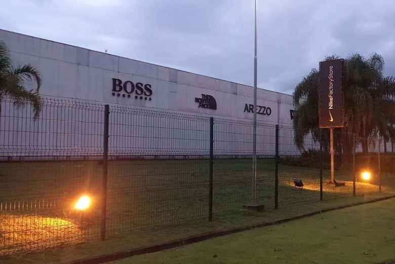 Tour de Compras por Novo Hamburgo e Igrejinha: A Capital do Calçado Espera por Você!