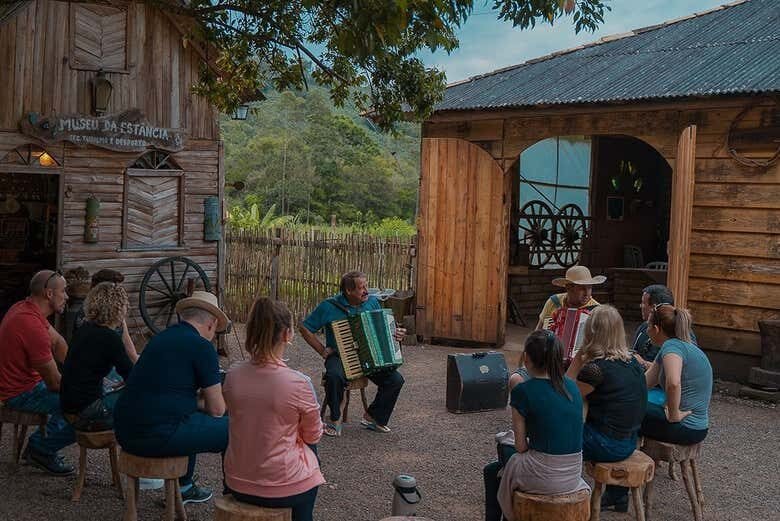 Tour Rural por Mampituba: Histórias, Sabores e Tradições!