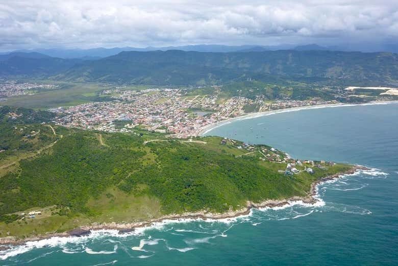 Exploração Impressionante na Trilha da Praia do Silveira!