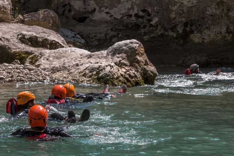 Aventura Aquática na Chapada dos Veadeiros com Piquenique Delicioso!