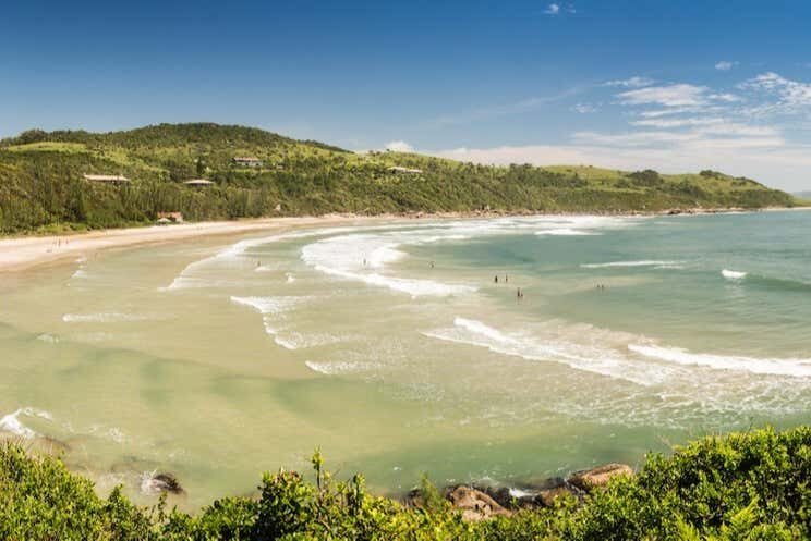 Trilha entre a Praia do Ouvidor e Praia Vermelha: Natureza e Aventura!
