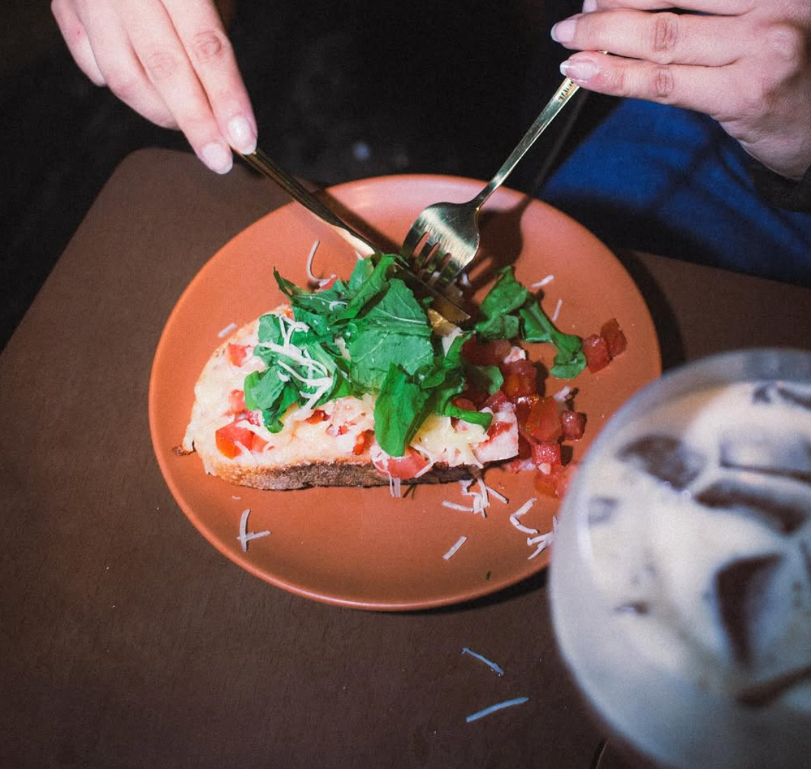 The Friday Club Floripa – Créditos para consumo da Cafeteria ao Happy Hour!