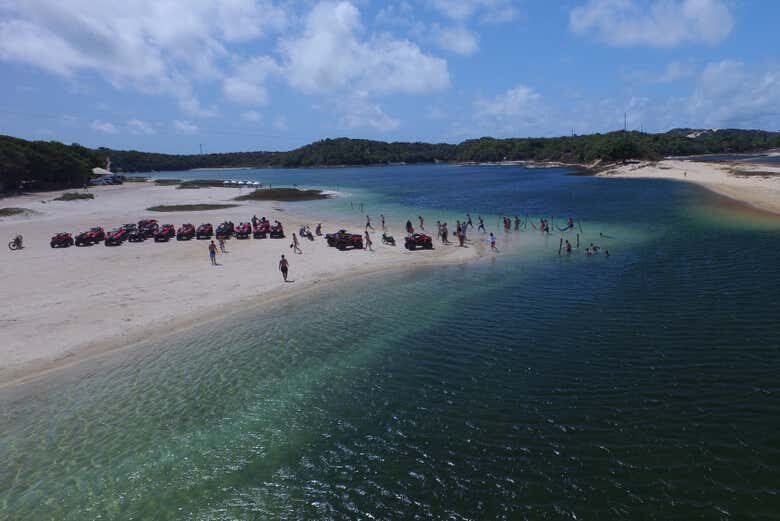 Aventura pelo Sul de Natal: Tour de Quadriciclo entre Dunas e Lagoas!