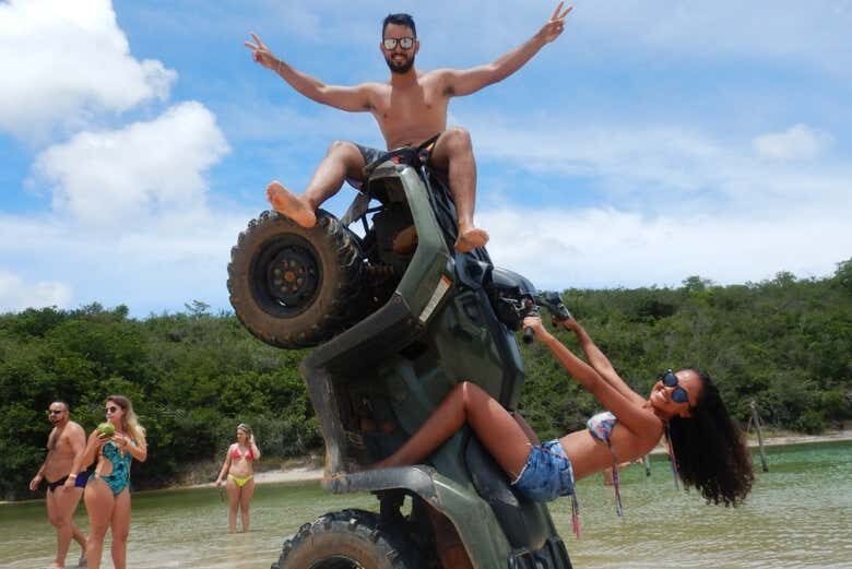 Aventura pelo Sul de Natal: Tour de Quadriciclo entre Dunas e Lagoas!