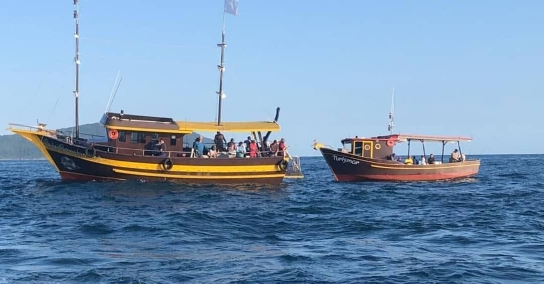 Pescaria em Alto Mar em Bombinhas: Aventura Completa no Oceano!